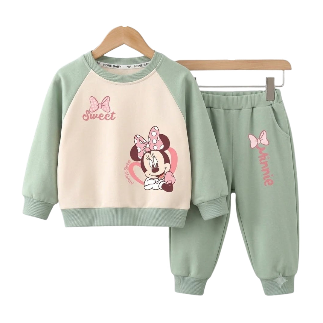 Winter Premium Sweatshirt and Joggers